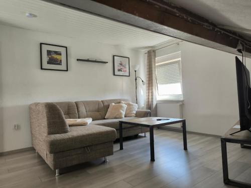 Sontheim an der Brenz Apartment | DG-Ferienwohnung nähe Legoland, mit großer Terrasse