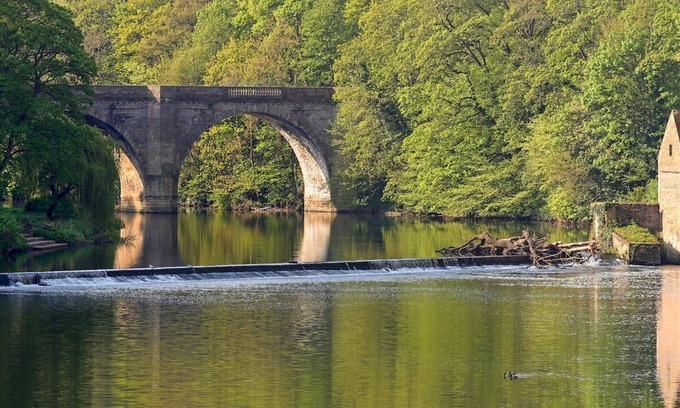 Durham House | DH1 Durham large 4 bed luxury modern home| Pass the Keys