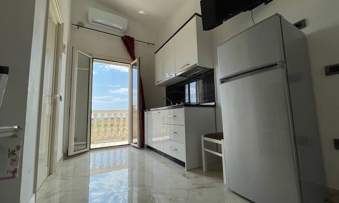 Kryevidh Hotel | Dhoma plazhi ne Pins PARAJSA
