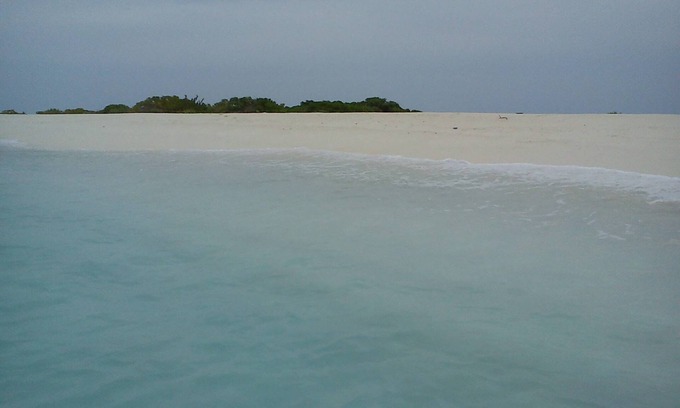 Baa Atoll Bed & Breakfast | Dhonfulhafi Retreat Is Located In Baa Atoll Maalhos, Maldives Near Hanifaru Bay.