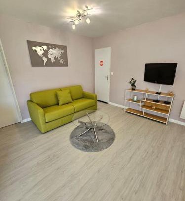 Pierres Apartment | Diamant House