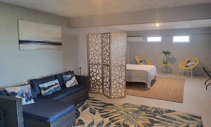 Colonarie House | Diamond Studio 8 Mins from Argyle Airport