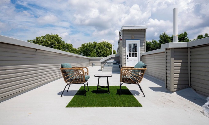 North Philadelphia West Hotel | Diamond Suites Philadelphia Center