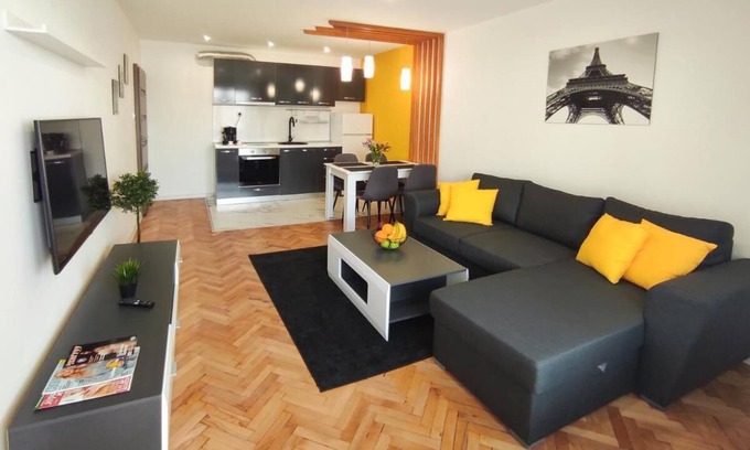 Sofia Apartment | Diana Residence