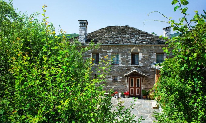 Mikro Papigko House | Dias Guesthouse