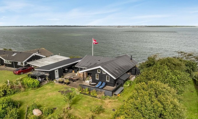 Ronbjerg House | "Diderik" - 20m to the inlet by Interhome