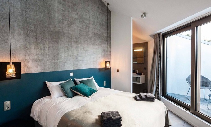 Corbais Bed & Breakfast | Dimensions M