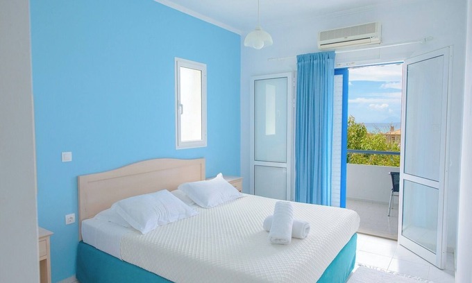 Pyrgos Apartment | DIMITRA GARDEN VIEW APARTMENT