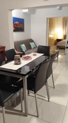 Nea Ionia Apartment | Dimitri's Cosy Home