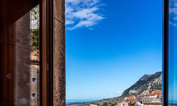 Trentinara Apartment | Dimora del Duca Luxury apartment- minutes from Paestum and wonderful beaches