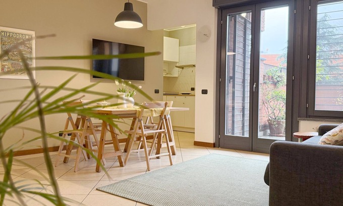 Precotto Apartment | Dimora Maddelena - 20 mins from Duomo