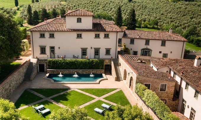 Impruneta Villa | Dimora Torricella - Twenty Bedroom Villa, Sleeps 37
