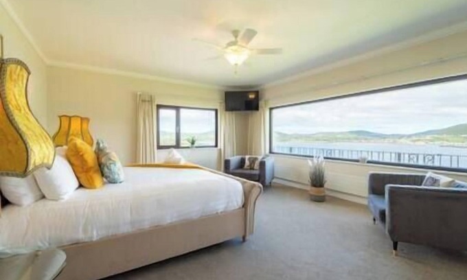 Ventry House | Dingle Bay Nest Burnham