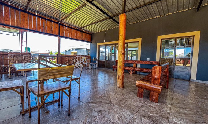 Sterkrivier Bed & Breakfast | Dingwako Lodge