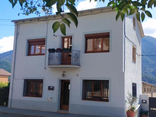Coll de Nargo Apartment | Dinosaur House