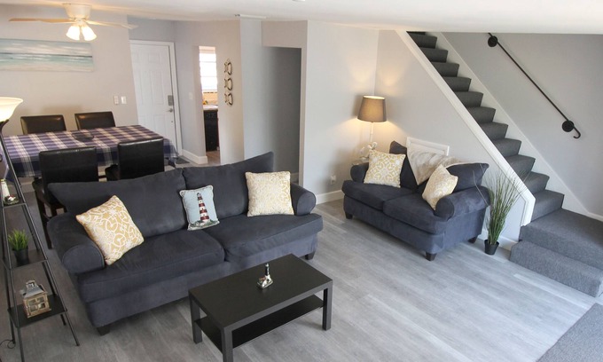 Downtown Fort Lauderdale House | Dip, Dine & Unwind by the Water - Tarpon Harbor 2