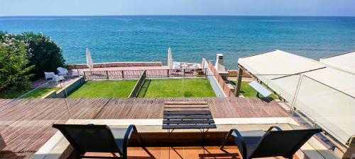 Ag. Georgios House | Dip in the blue - 2