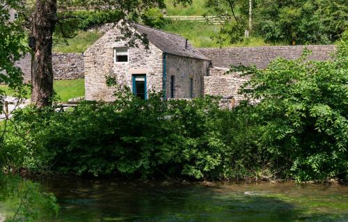 Monsal Dale House | Dipper Cottage Upperdale Peak District