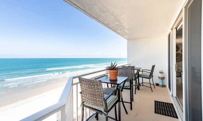 Ponce Inlet Condo | Direct Oceanfront Ponce Inlet. Sleeps 6. 5 star rating on all platforms!