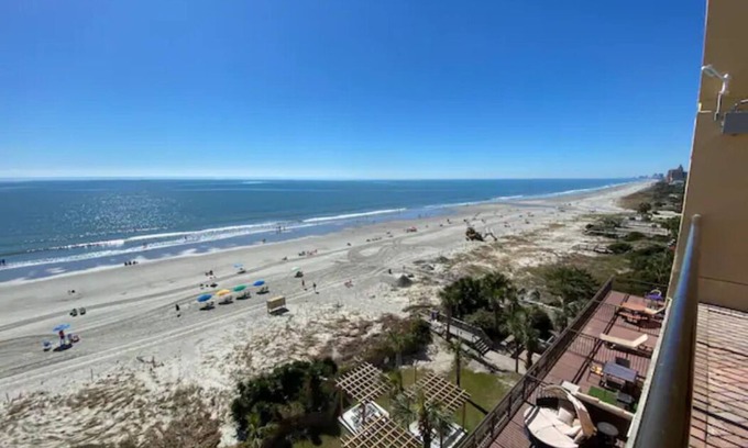 Myrtle Beach Resort | Direct oceanfront, separate bedroom, full kitchen - rates lower than last year !