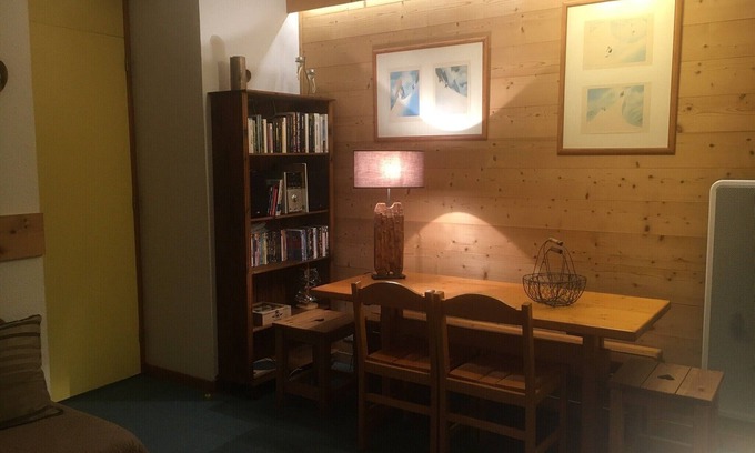 Les Avanchers-Valmorel Apartment | Directly on the slopes, 2 rooms, sleeps 5, cosy, lovely view.