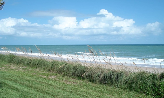 Indian River Shores Condo | DISCOUNT RATE! VERO BEACH DIRECT OCEAN FRONT LUXURY: MAKE YOUR DREAMS A REALITY