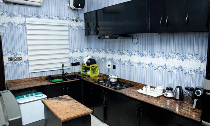 Lagos Mainland Apartment | Discover Biens by Forji's luxurious 4-bedroom apartment in Chevron!n