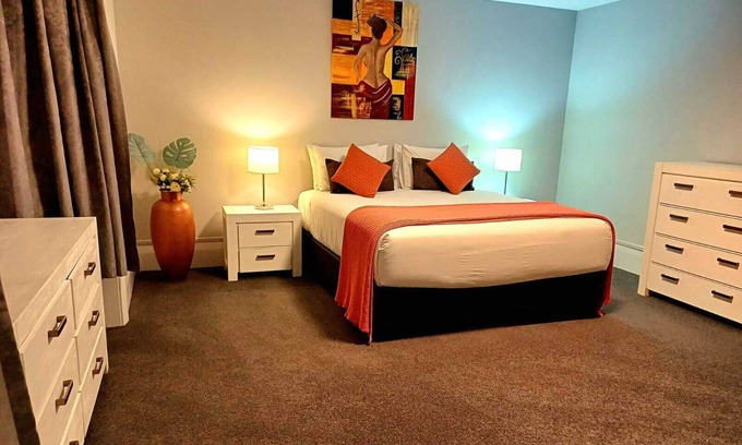 Invercargill Villa | Discover Invercargill from Richmond Villa – Walk to It All