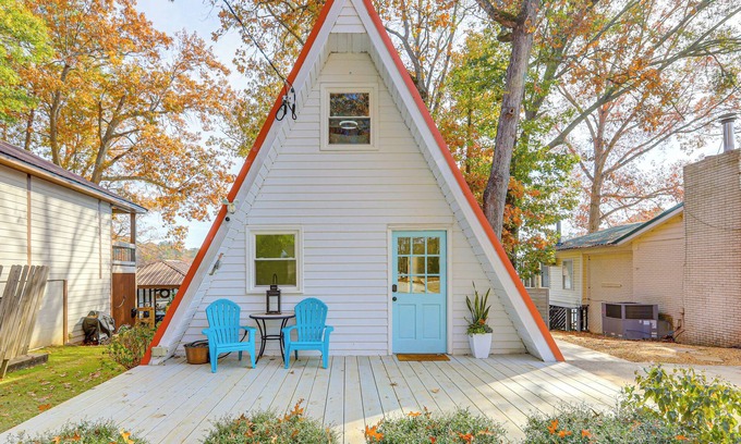 Jackson House | Discover Lakeside Bliss at Jackson Lake!
