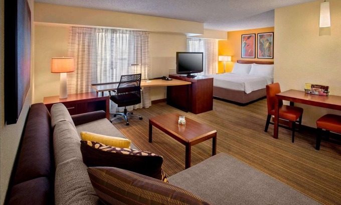 Bethlehem Hotel | Discover Lehigh Valley Attractions w/Parking & Swimming Pool, Free Breakfast