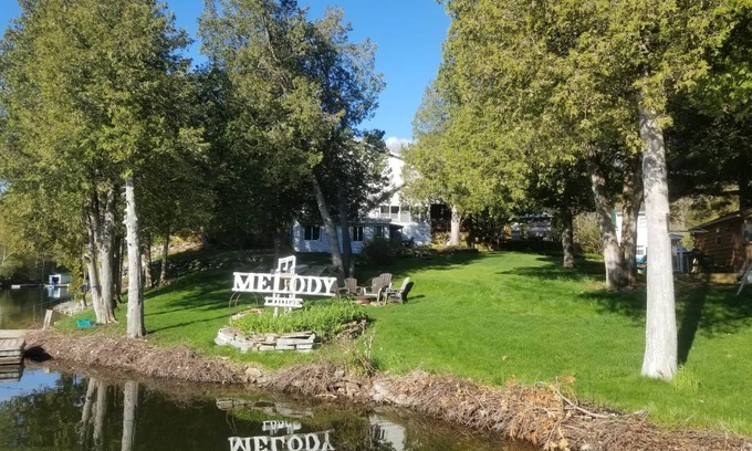 Frontenac Cabin | Discover Melody Lodge, Ontario's Best-Kept Secret Where Tranquil Nature, Adventure, and Comfort Await.