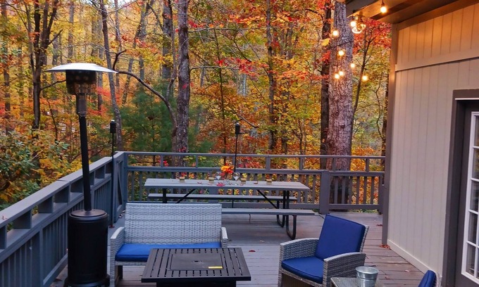 Cleveland House | Discover Mountain Lakes Resort: Relaxation, Adventure, and Tranquility Await