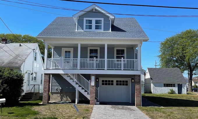 Point Pleasant Beach House | Discover the perfect PPB location with this newly renovated 4-bd, 2- bath house.
