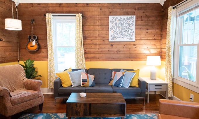 McMinnville House | Discover the Beauty of TN from Eclectic Comfort
