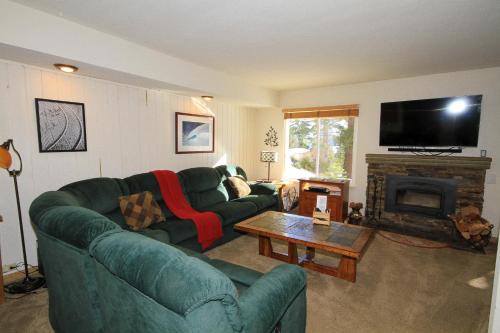 Mammoth Lakes House | Discovery 4 #115