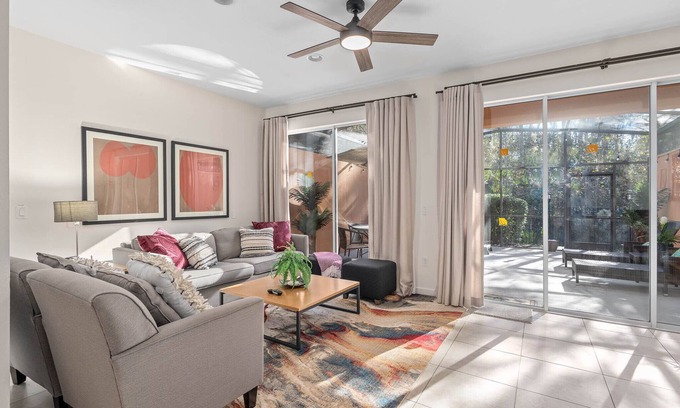 Kissimmee House | ♥︎ Disney-3 miles ♥︎ Private HotTub ♥︎Top Resort♥︎
