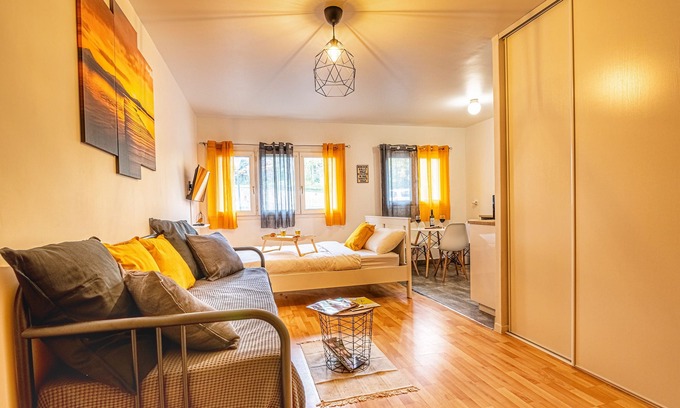 Thorigny-sur-Marne Apartment | Disneyland Paris ♕ Comfort Apartment ♕ Marne La Valle