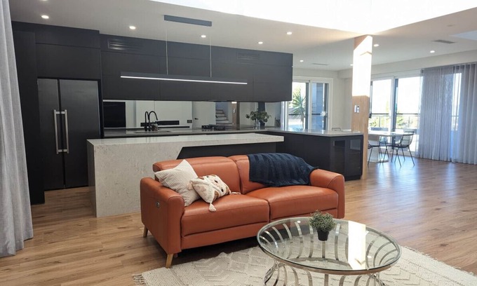 Denman Prospect House | Distinguished at Denman! Tesla charger included
