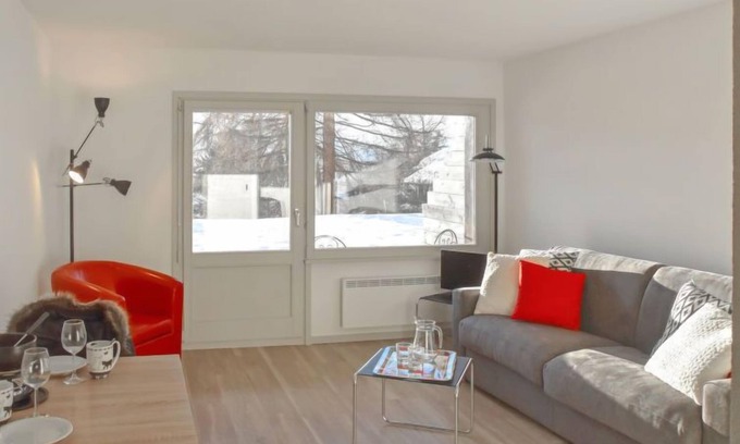 Verbier Apartment | Diure 0113 by Interhome