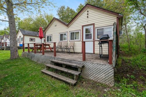 Otonabee-South Monaghan House | Dive into Nature at Rice Lake