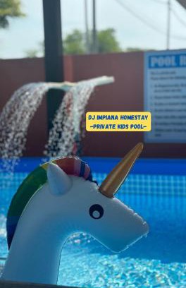 Kampong Raja Villa | Dj Impiana Homestay - Private Kids Pool