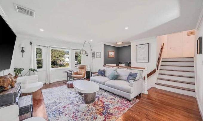 Port Jefferson House | Do not book- Port Jefferson!