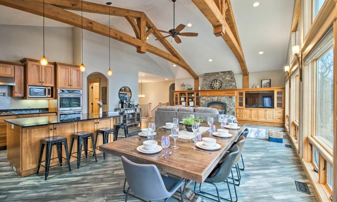 Alexandria House | Dock, Hot Tub and Game Room Luxe Lake Latoka Home