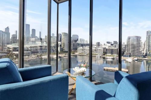 Docklands Apartment | Docklands Harbour View 3BR with Free Parking