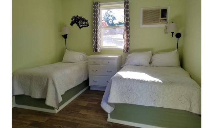 Pennington Apartment | " Doctor's Office" at Oak Arbor
