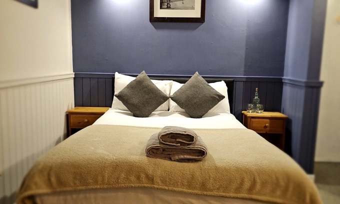 Calne Hotel | Dog and Partridge Inn