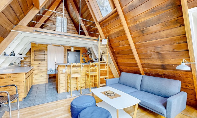 Glen Ellen House | Dog-friendly, A-frame with deck, garden, & woodstove - monthly rental
