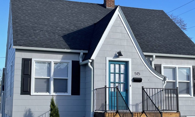 Algoma House | Dog-friendly Algoma home near Door County