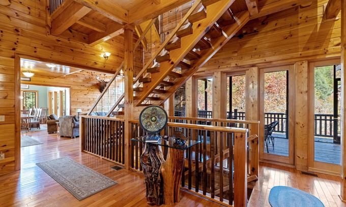 Caton Cabin | Dog-Friendly Cabin "Mountain Mansion" - Private Waterfall between Pigeon Forge and Gatlinburg