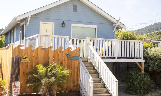 Stinson Beach House | Dog Friendly Cottage with Ocean Views